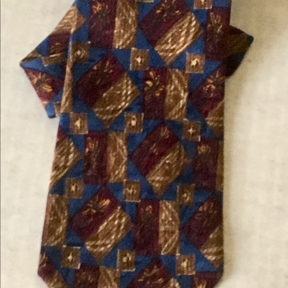 Four Ermenegildo Zegna 100% Silk designer neckties - Picture 4 of 6